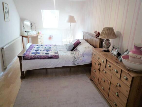 BEDROOM 4 (Dual