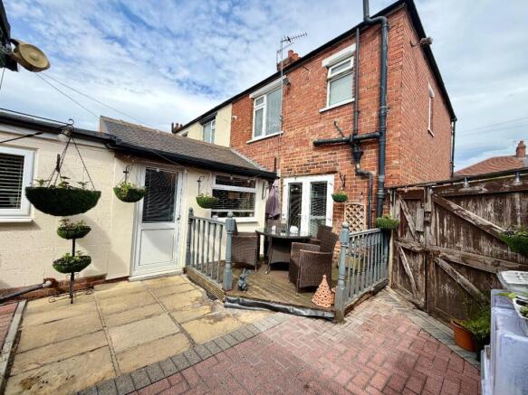 3 bed Semi-Detached for sale Image 10