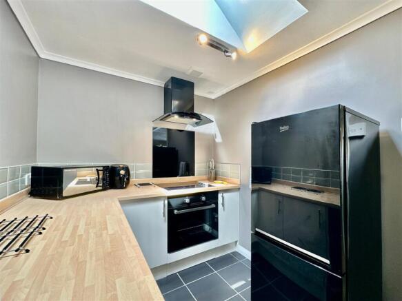 Kitchen.JPG