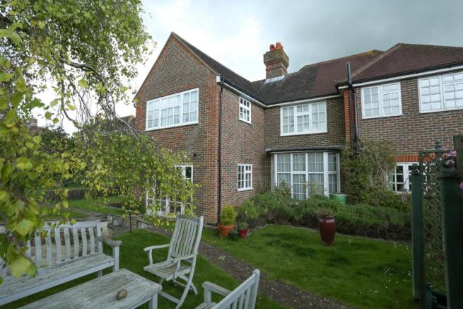 16 Gundreda Road Enh