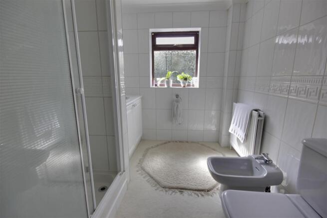 Ensuite Shower Room
