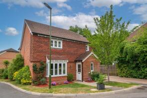 4, Fitzalan Place, Maidenbower, Crawley RH10 7XZ