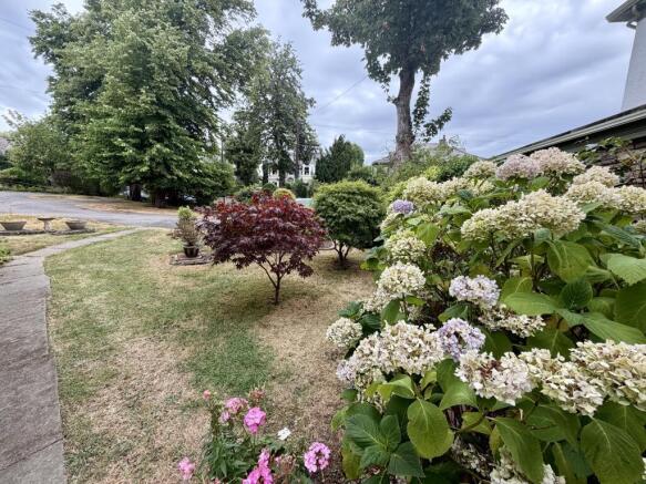 2 bed House for sale Image 6