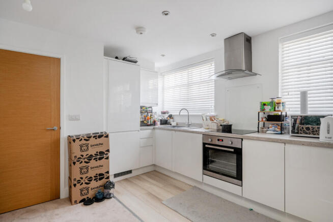 1420338-2-699f093...