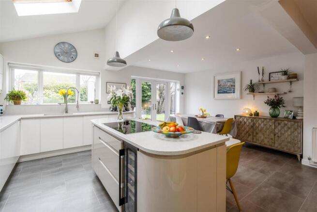 55 Hollywell Road_15.jpg