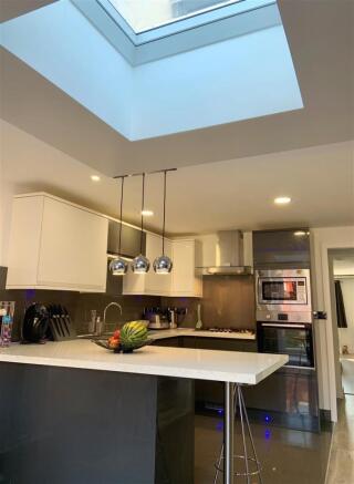 Kitch with skylight.JPG