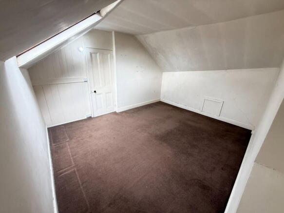 2 bed Terraced to rent Image 10