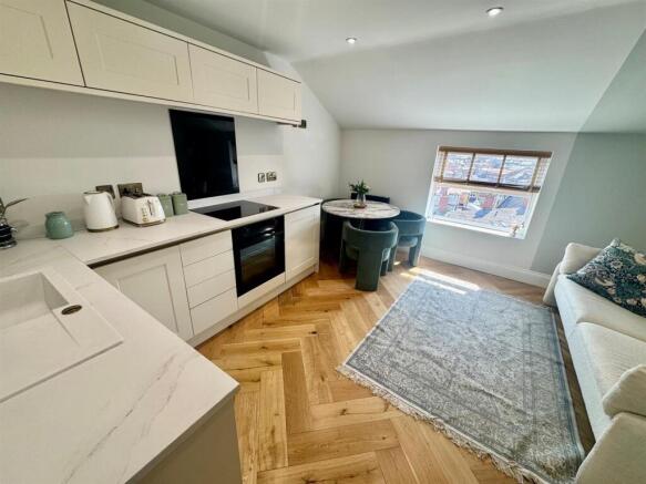1 bed Flat for sale Image 10