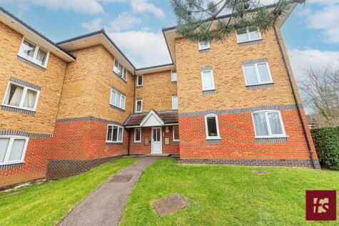 Masefield Gardens, Crowthorne, Berkshire RG45 7QS