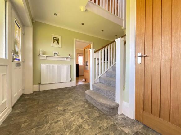 3 bed Detached for sale Image 12