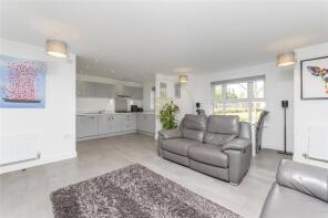 Flat 2, Dryden House, Kipling Way, Borehamwood WD6 2FZ