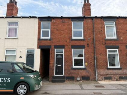 Pontefract Road, WF7
