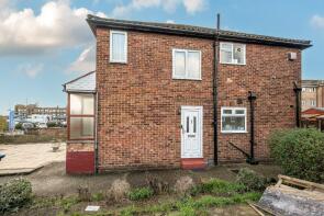 Flat 4, Woodmans Court, Taunton Way, Stanmore HA7 1DH