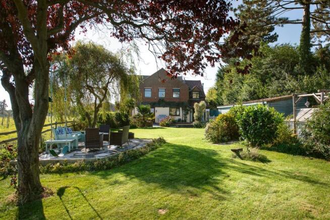 Crendon, Uplees Road, Oare