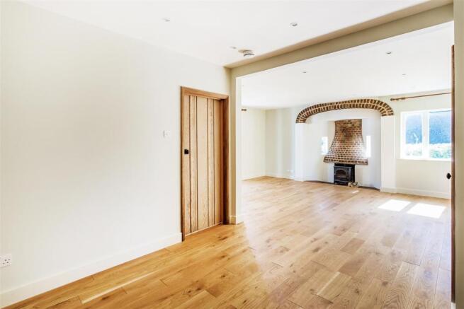 house. estate agency Abinger Hammer