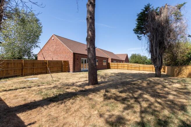 The Barley rear garden