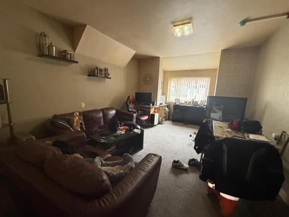 16 bed Block of Apartments for sale Image 10