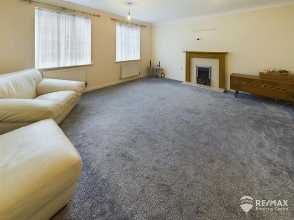 Lounge.jpg