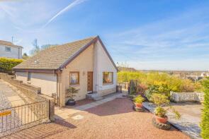 11 Lubnaig, Union Road, Bathgate EH48 1NS