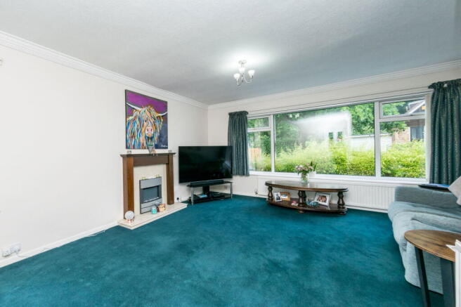 5 bed Detached for sale Image 12
