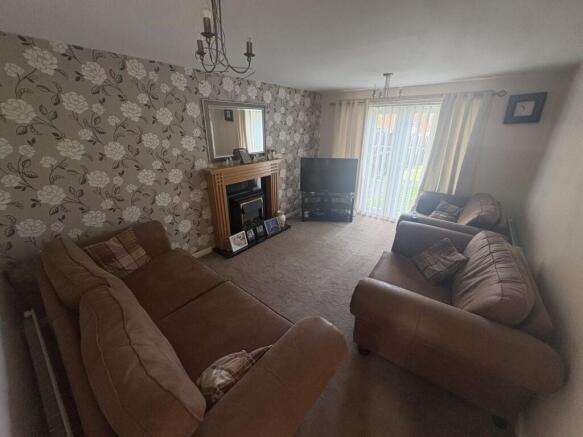 4 bed Detached for sale Image 6