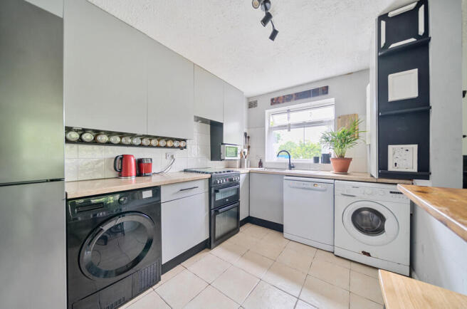 1294230-12-682667...