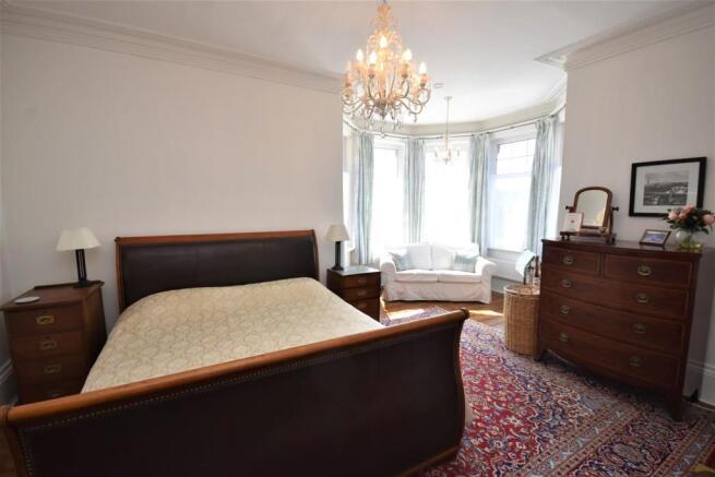 Bedroom 1.JPG