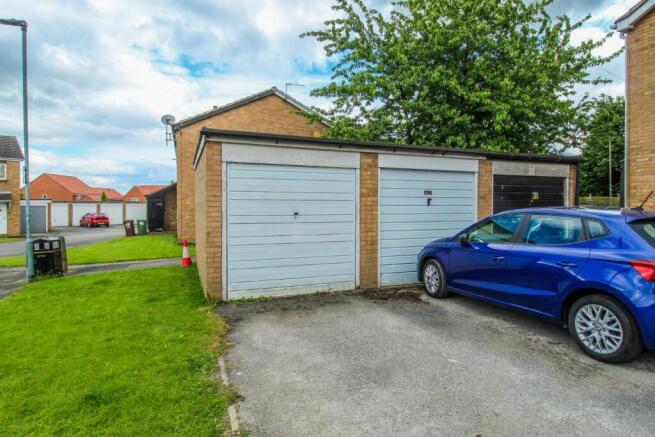3 bed Terraced for sale Image 8