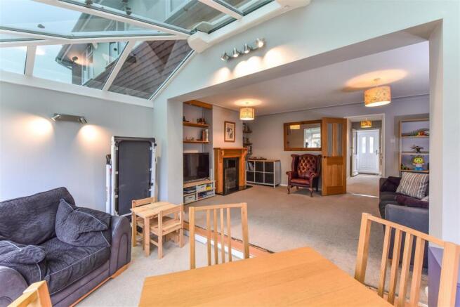 Dining / Living Room