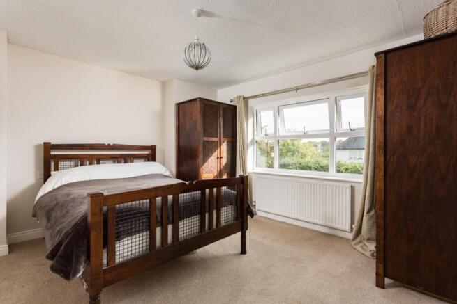 4 bed Detached for sale Image 12