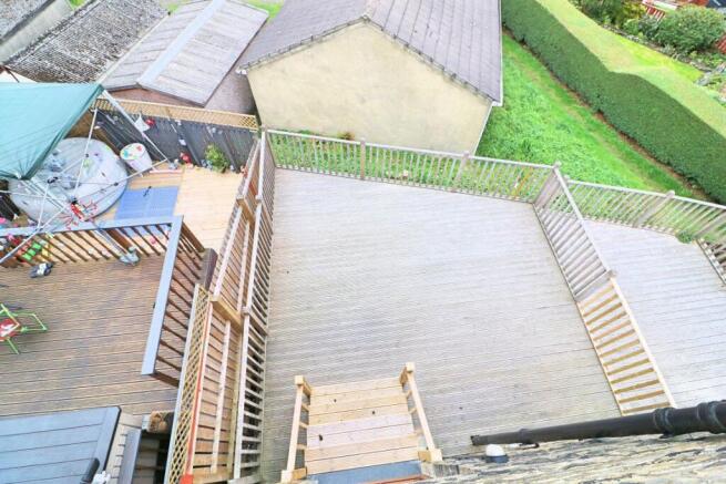 3 bed House to rent Image 11
