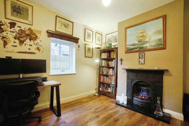 Photo 7