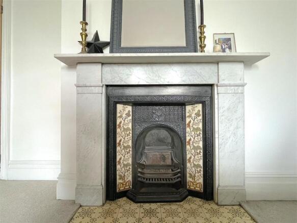 Bedroom One (Fireplace).jpeg
