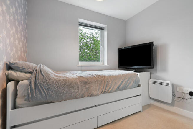 2 bed Apartment for sale Image 12