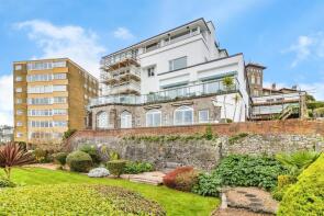 Flat 8, 7 Vane Cliff, Vane Hill Road, Wellswood, Torquay TQ1 2BZ