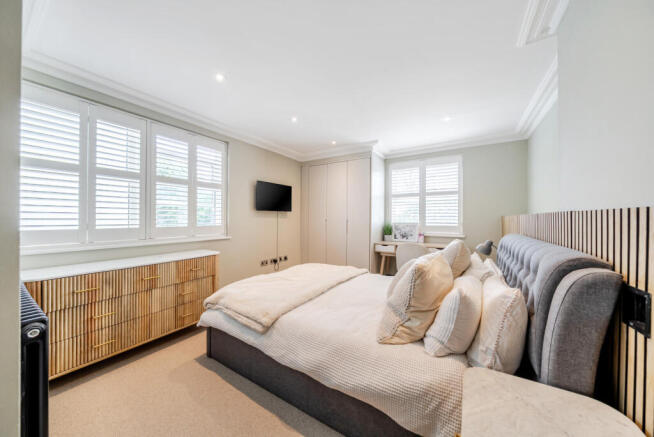Bridgeman Road, Teddington, TW11 photo 4