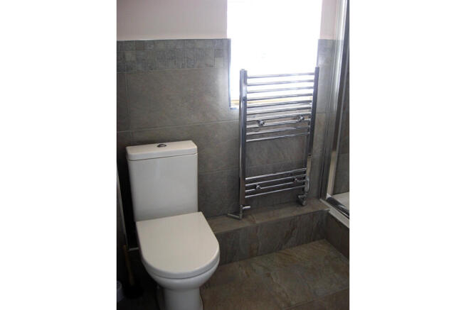 3 bed Detached to rent Image 10