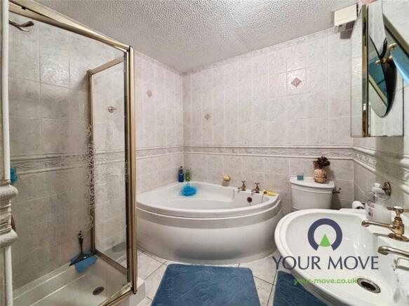 2 bed Bungalow for sale Image 12