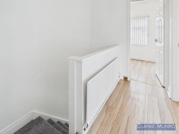 3 bed Terraced for sale Image 7