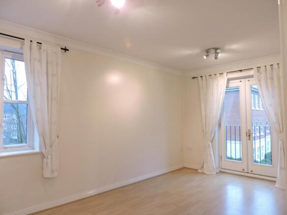 Living Room (Main)