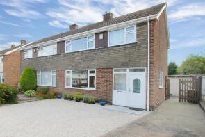 11, Field Court Road, Leicester LE6 0DG