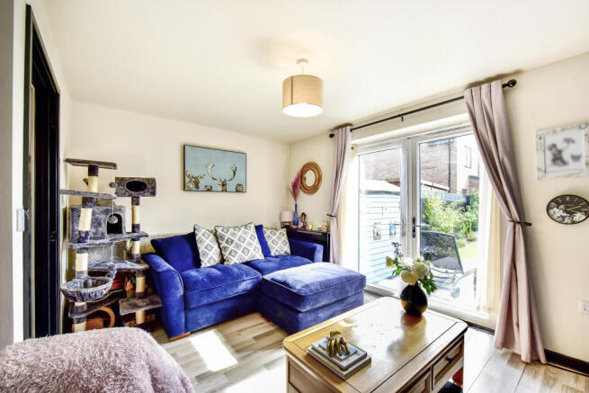 2 bed Semi-Detached for sale Image 8