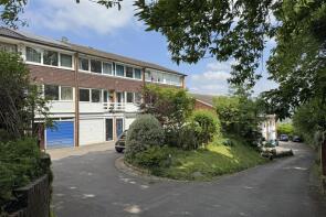 9, Hillcourt, Ballfield Road, Godalming GU7 2HD