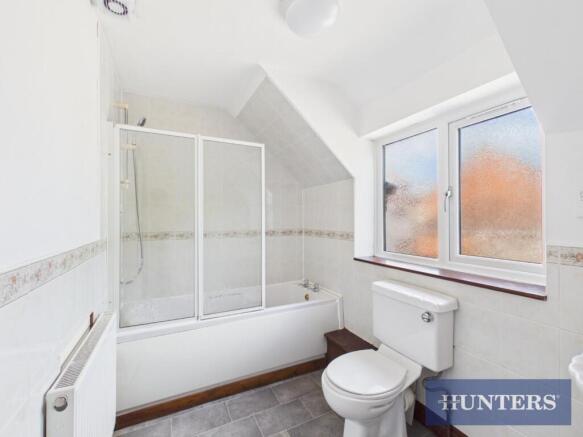 2 bed House to rent Image 6