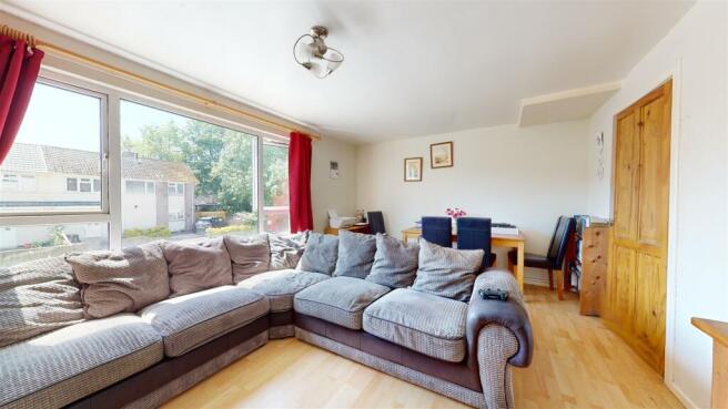 Living Room / Diner
