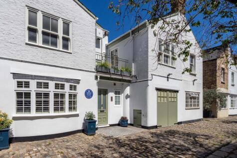Normand Mews, London, W14