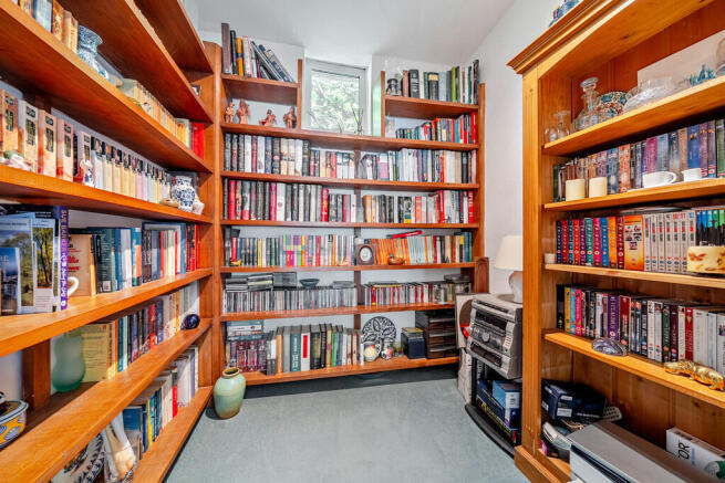 1337037-17-689c77...