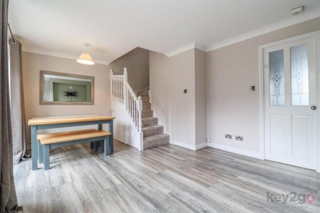 3 bed Semi-Detached to rent Image 6