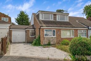 10, Lovelace Way, Leicester LE8 8TT