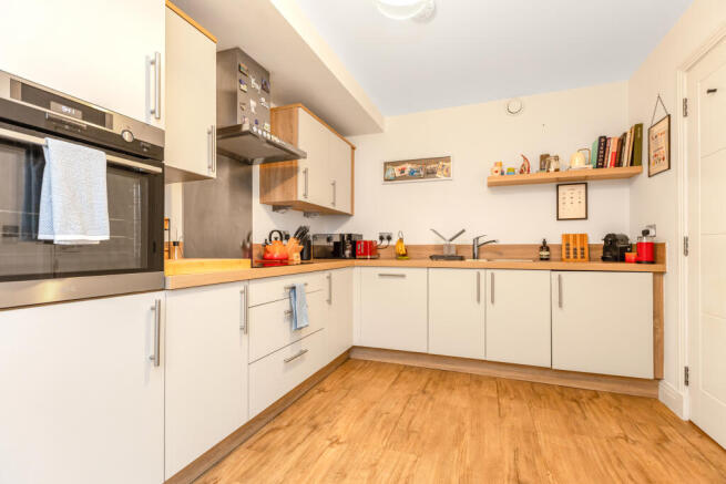Apartment in Edinburgh, Hillside, Leith Central - View 5